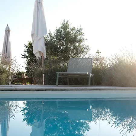 Maisonnette - La Clochette * Lugon et l’Ile du Carney
