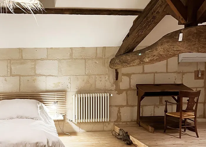 Maisonnette - La Clochette Lugon et l’Ile du Carney