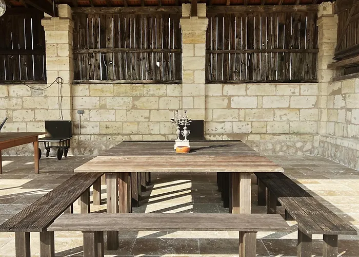 Maisonnette - La Clochette Lugon et l’Ile du Carney